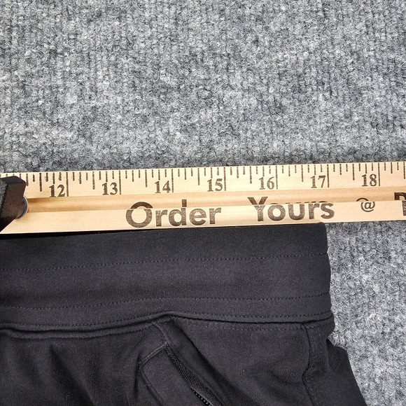 Gilly Hicks Go Recharge Men's Athletic Shorts L Black Gym Running Zipper Pockets - Picture 2 of 9